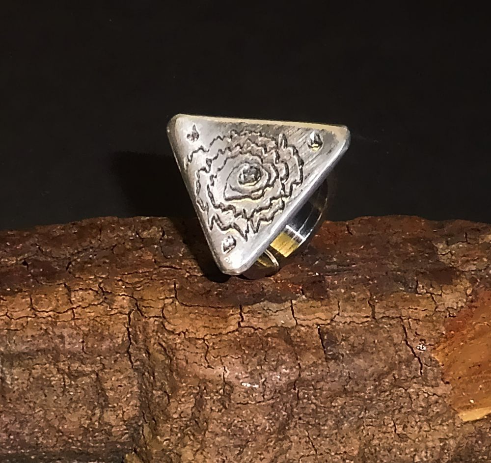 Edelstahl Ring Trigon Ø 17,5 x 8 mm